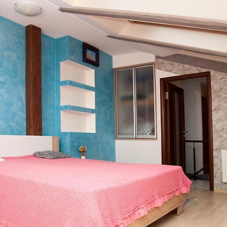 Apt In The Center Of The Town Near The Opera House Appartement Lviv Buitenkant foto