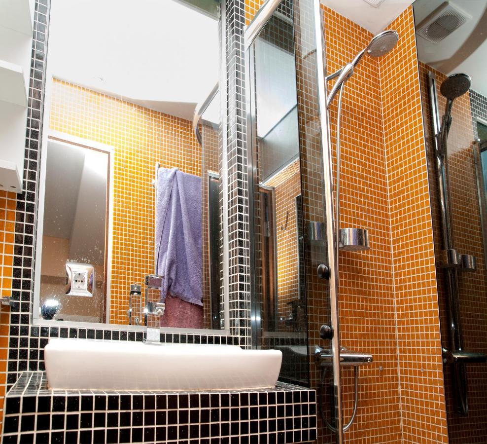Apt In The Center Of The Town Near The Opera House Appartement Lviv Buitenkant foto
