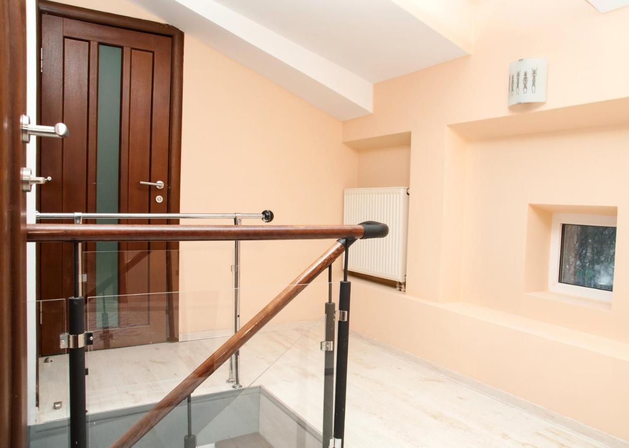 Apt In The Center Of The Town Near The Opera House Appartement Lviv Buitenkant foto